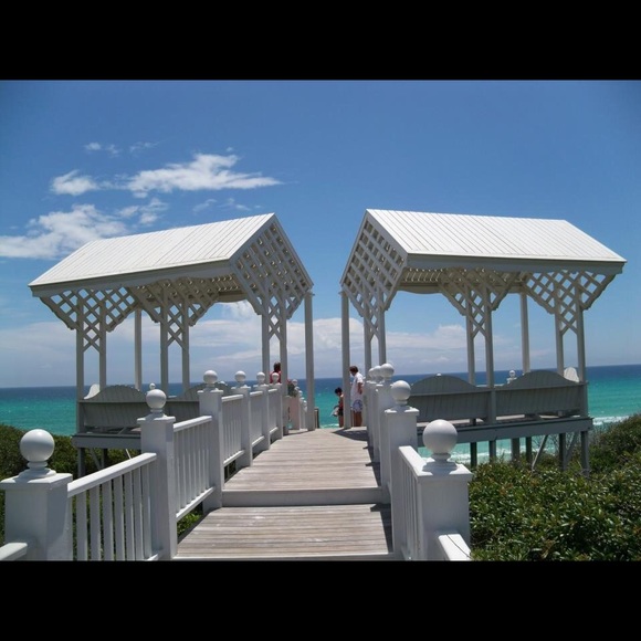 Meet your Posher, Adrienne - Picture 10 of 10